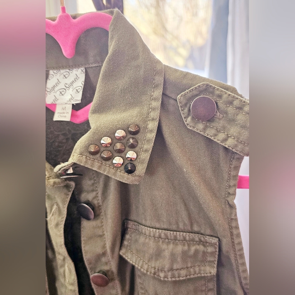 Disney Studded Girls Skull Vest - Picture 7 of 10
